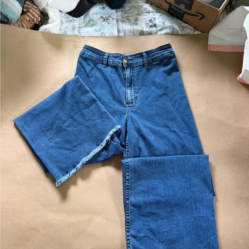 Billabong Flare Blue Denim Jeans with Button Fly - Picture 2 of 4